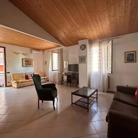 130m2 3min Walk To - Ac - Il Lupo Affitta