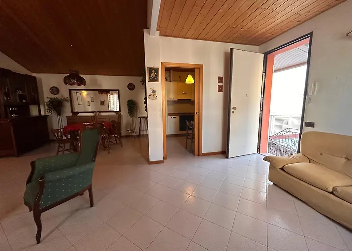 Apartmán 130m2 3min Walk To - Ac - Il Lupo Affitta
