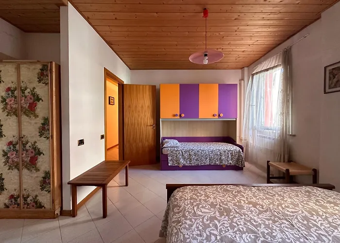 130m2 3min Walk To - Ac - Il Lupo Affitta Appartamento *
