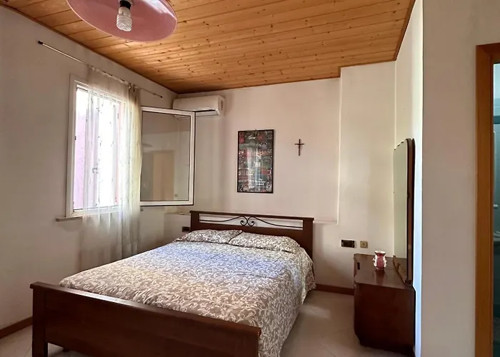 130m2 3min Walk To - Ac - Il Lupo Affitta Appartamento
