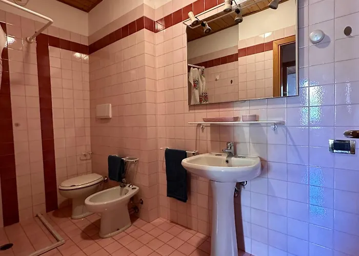 130m2 3min Walk To - Ac - Il Lupo Affitta *